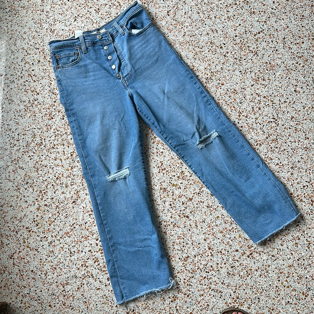 Levi’s Ribcage Straight Ankle - Distressed